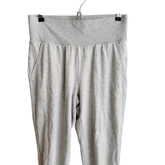 Nike Yoga Flow 7/8 High Rise Grey Athleisure Gym Pants - Picture 4 of 6